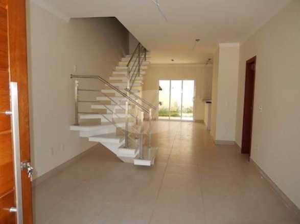 Casa à Venda_slide_1